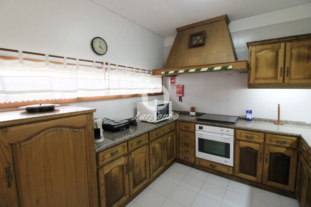 Moradia T5 para Venda em Bagunte, Ferreiró, Outeiro Maior e Parada Foto 9