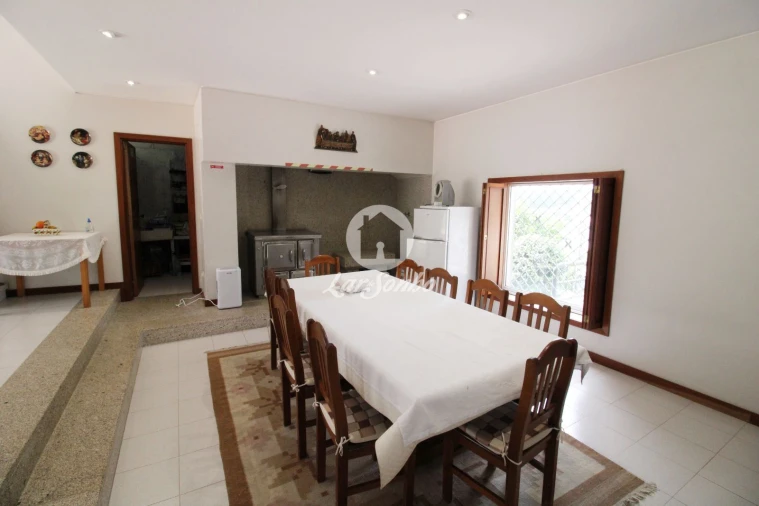 Moradia T5 para Venda em Bagunte, Ferreiró, Outeiro Maior e Parada Foto 6