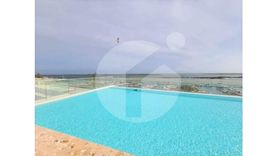 Apartamento T2 para Venda em Olhão Foto 3