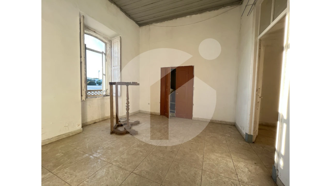 Apartamento T5 para Venda em Olhão Foto 15