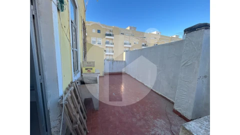 Apartamento T5 para Venda em Olhão