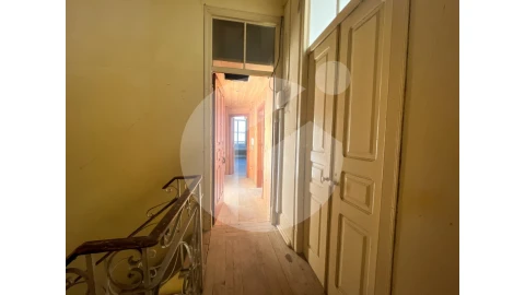 Apartamento T5 para Venda em Olhão