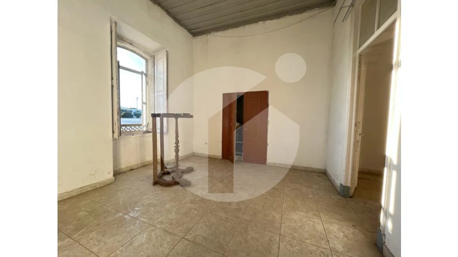 Apartamento T5 para Venda em Olhão Foto 15