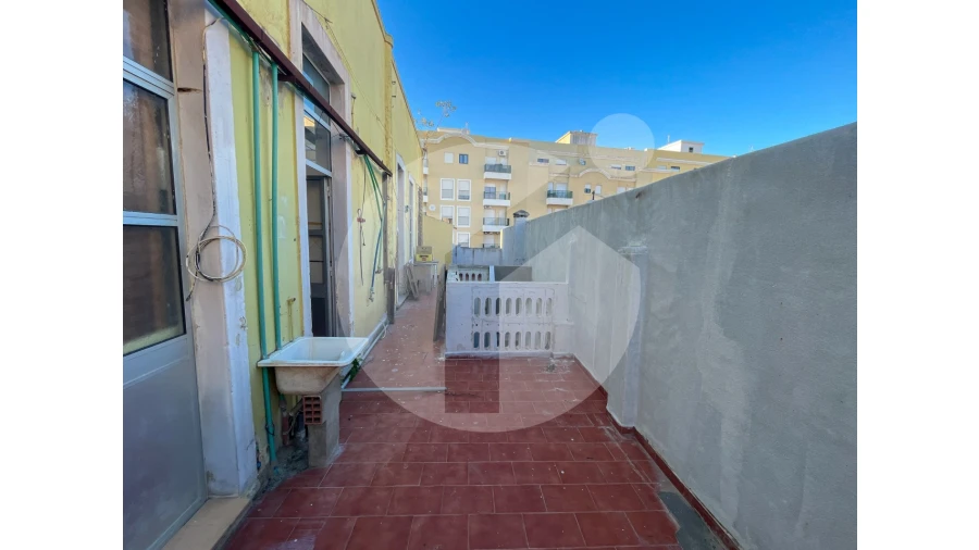 Apartamento T5 para Venda em Olhão Foto 11