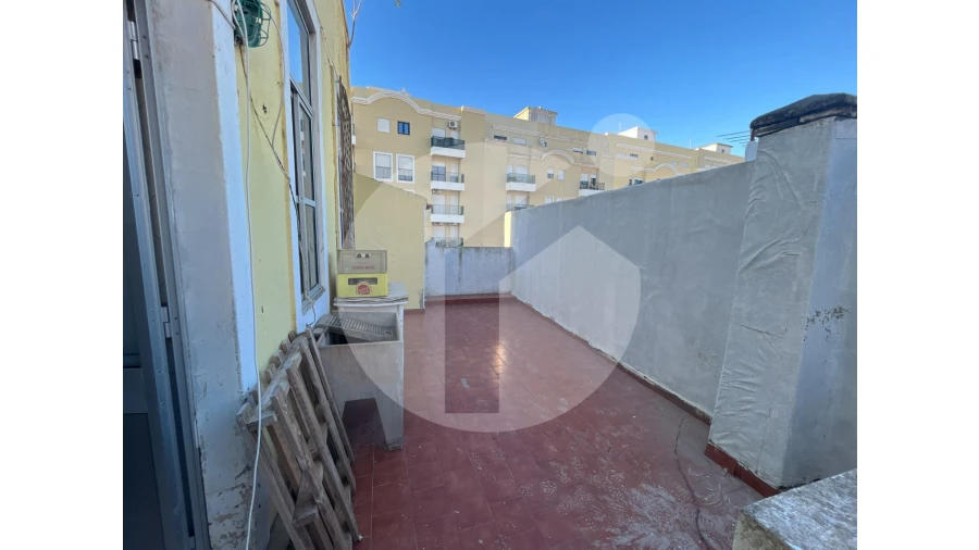 Apartamento T5 para Venda em Olhão Foto 10