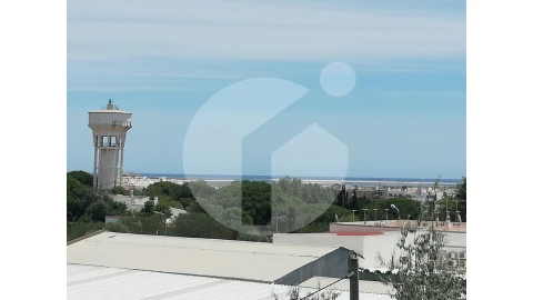 Moradia T4 para Venda em Quelfes