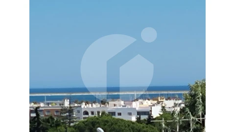 Moradia T4 para Venda em Quelfes