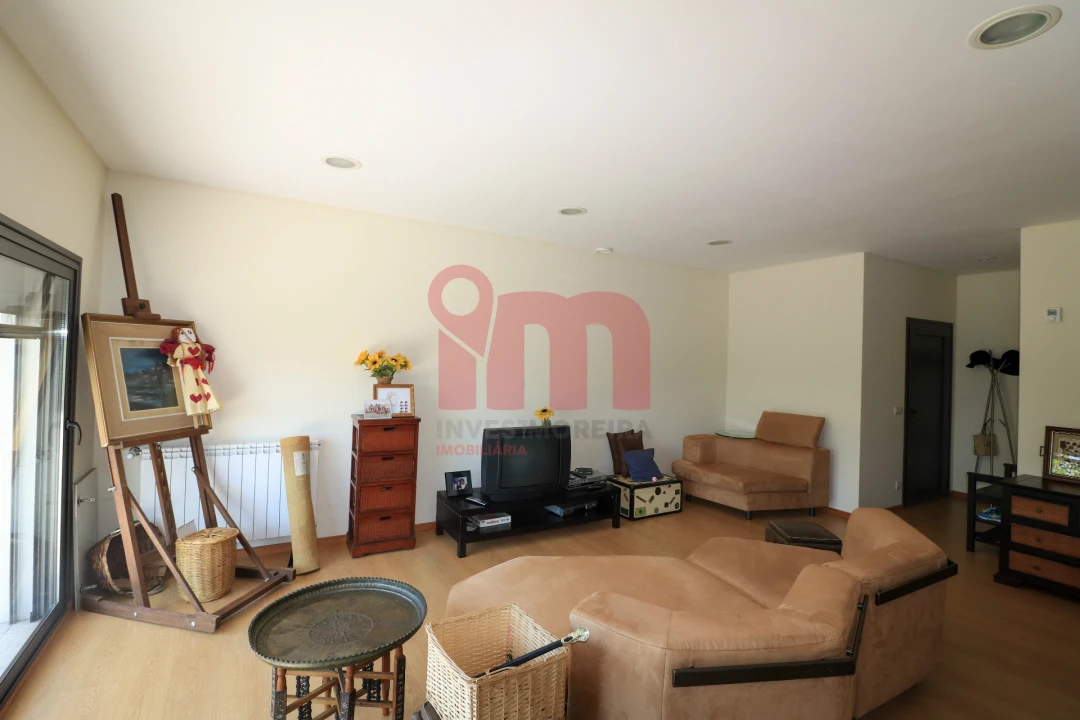 Moradia T5 para Venda em Conde e Gandarela Foto 25