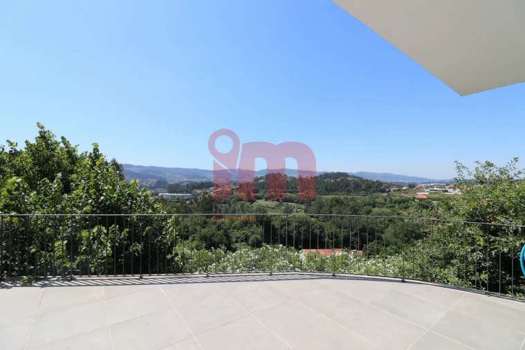 Moradia T5 para Venda em Conde e Gandarela Foto 98