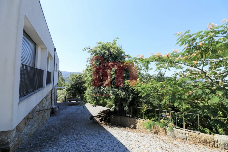 Moradia T5 para Venda em Conde e Gandarela Foto 92