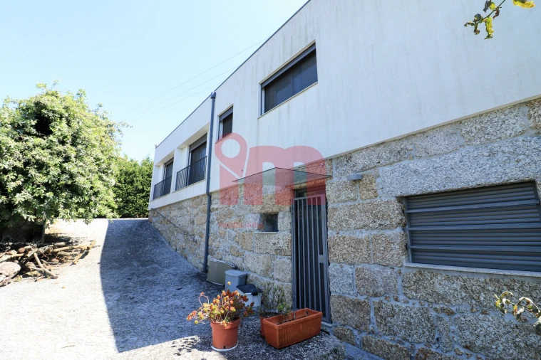 Moradia T5 para Venda em Conde e Gandarela Foto 3