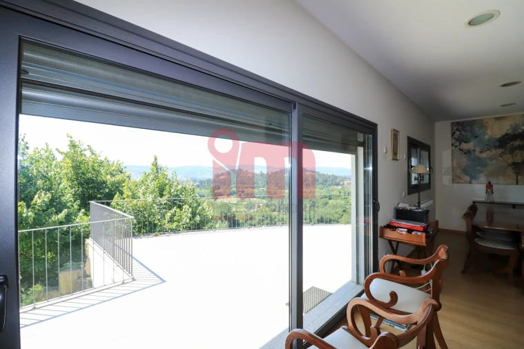 Moradia T5 para Venda em Conde e Gandarela Foto 57