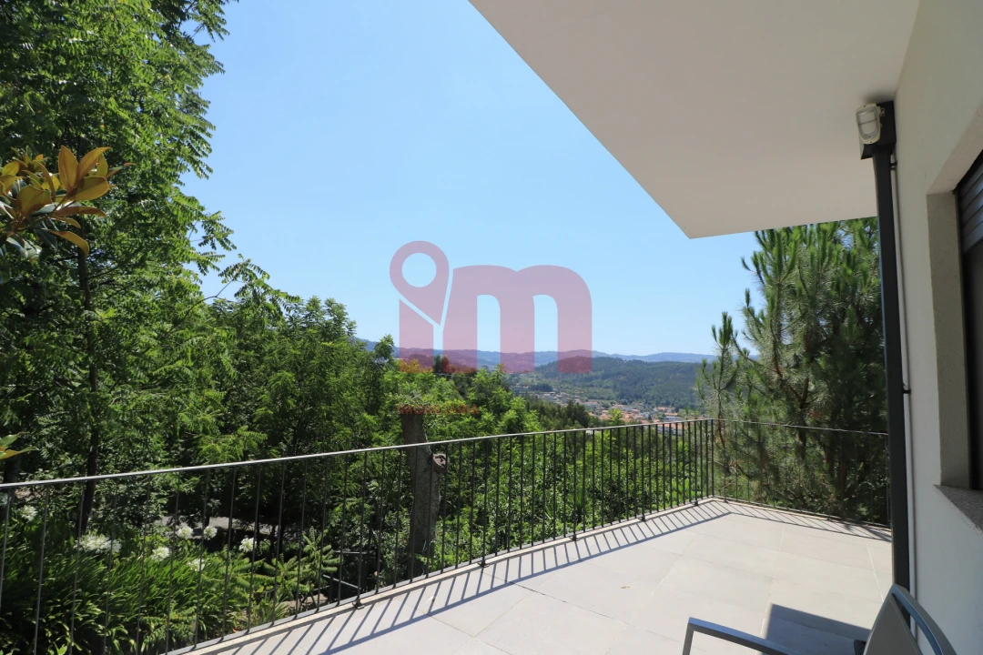 Moradia T5 para Venda em Conde e Gandarela Foto 97