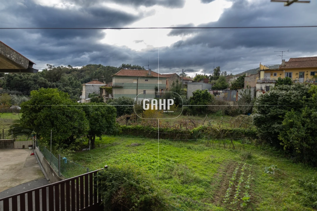 Moradia T3 para Venda em Lorvão Foto 13