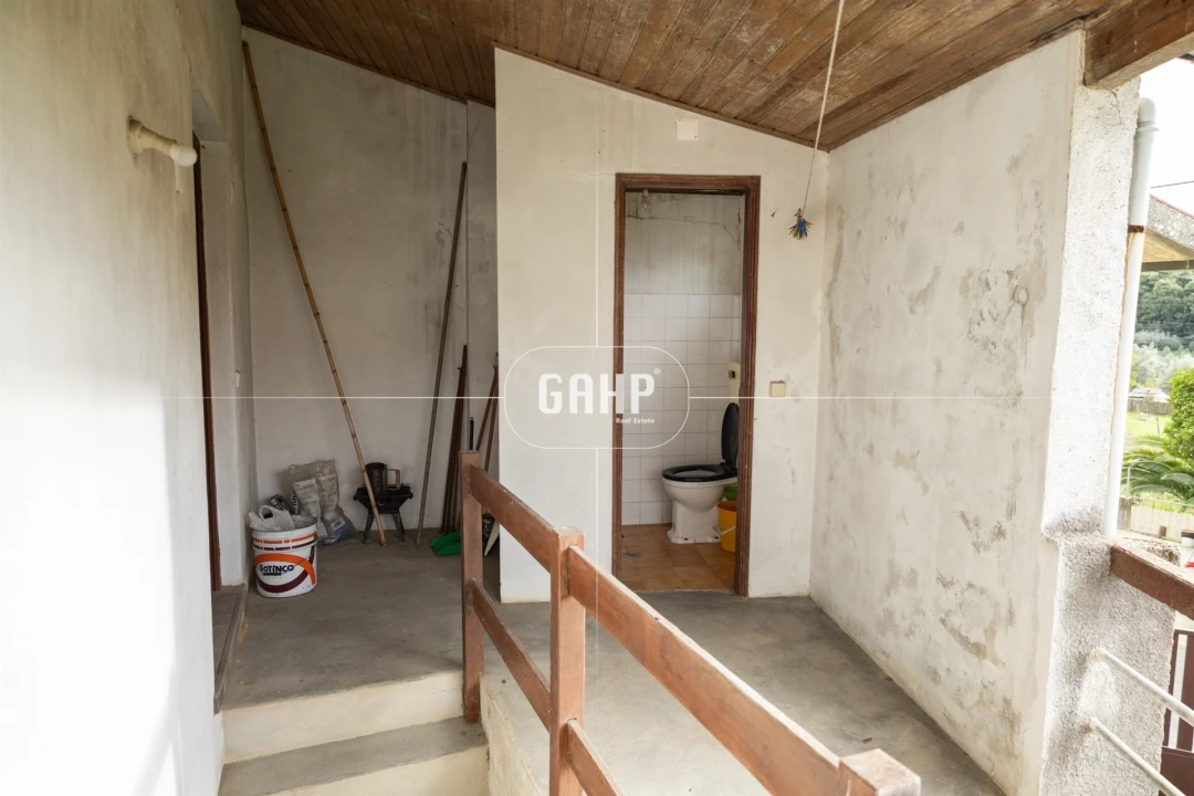 Moradia T3 para Venda em Lorvão Foto 12