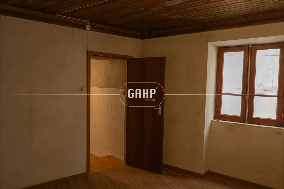 Moradia T3 para Venda em Lorvão Foto 21