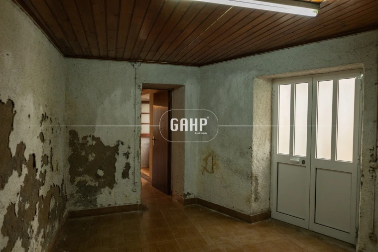 Moradia T3 para Venda em Lorvão Foto 5