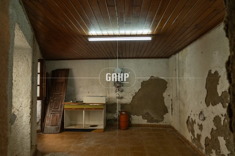 Moradia T3 para Venda em Lorvão Foto 4