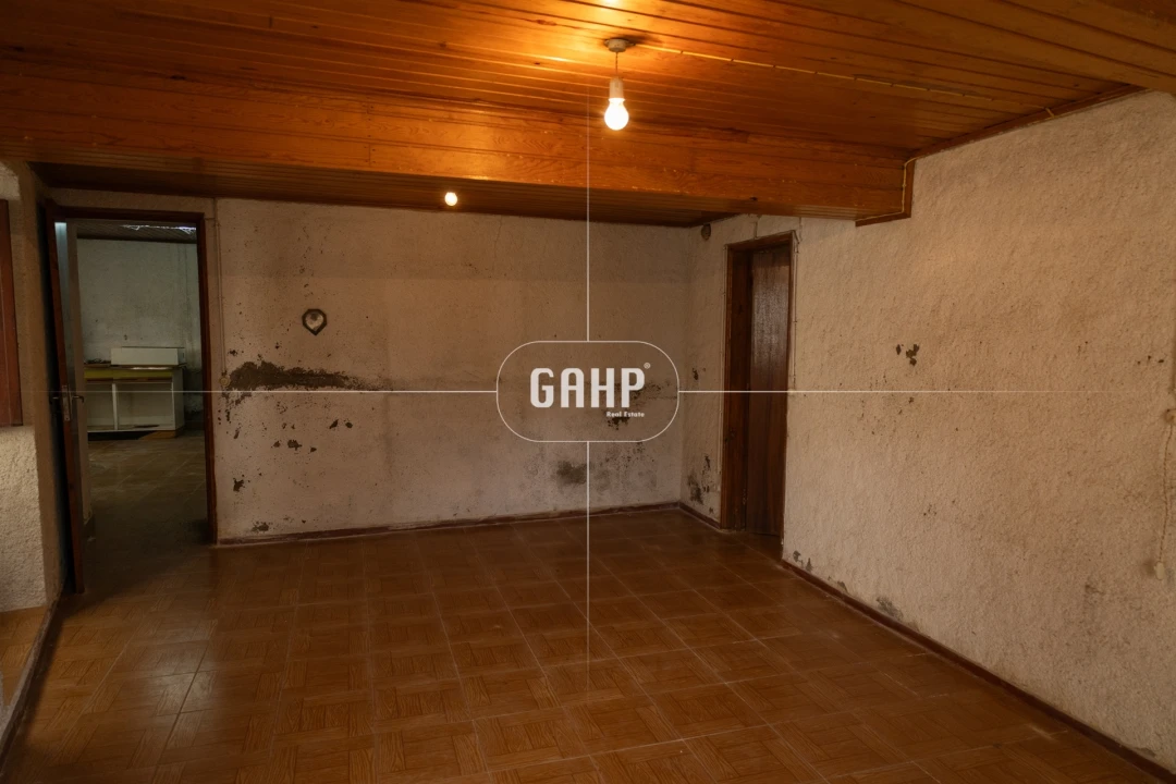 Moradia T3 para Venda em Lorvão Foto 7