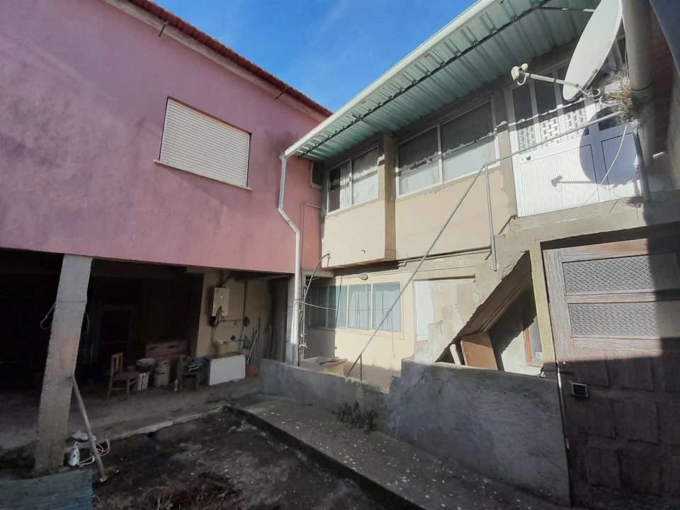 Moradia T6 para Venda em Abrunheira, Verride e Vila Nova da Barca Foto 2