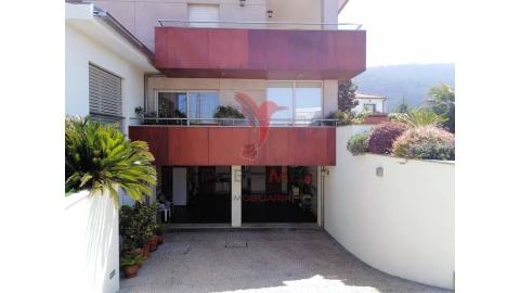 Moradia T4 para Venda em Carreço