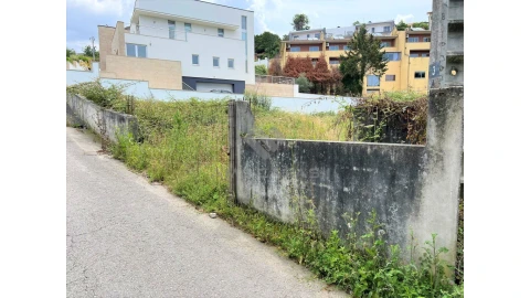 Terreno para Venda em O. Azeméis, Riba-Ul, Ul, Macinhata Seixa, Madail