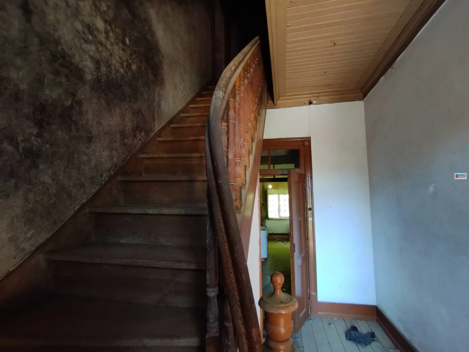 Moradia T6 para Venda em Covilhã e Canhoso Foto 12