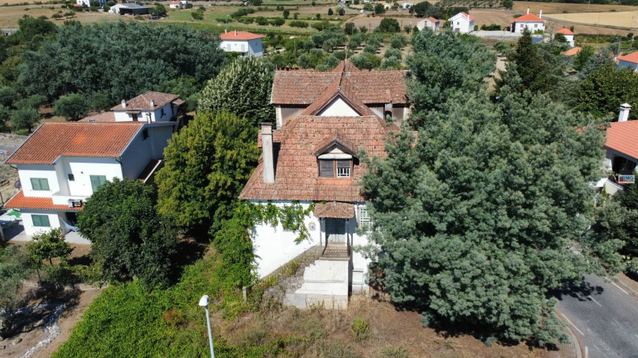 Moradia T6 para Venda em Covilhã e Canhoso Foto 4