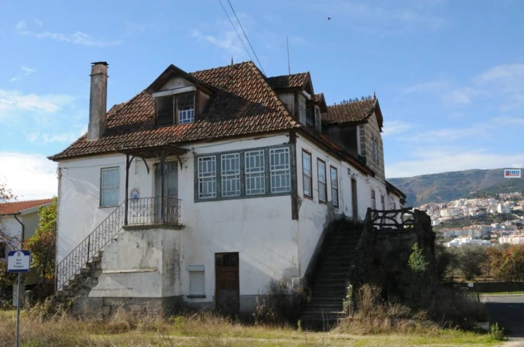 Moradia T6 para Venda em Covilhã e Canhoso Foto 16