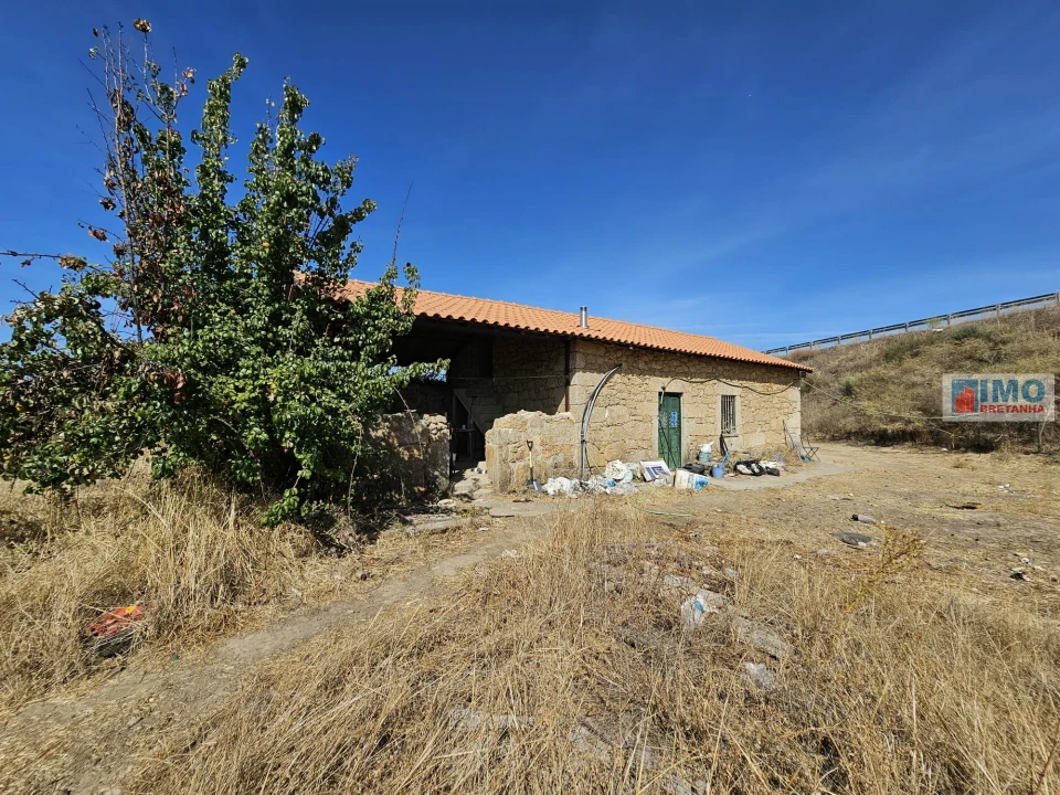 Quinta T2 para Venda em Lardosa Foto 1