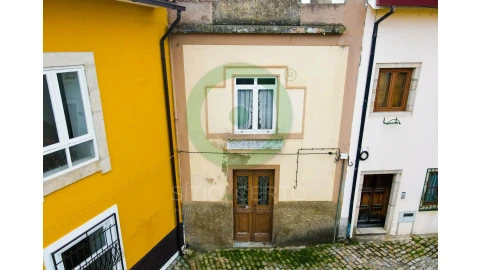 Moradia T0 para Venda em Mirandela