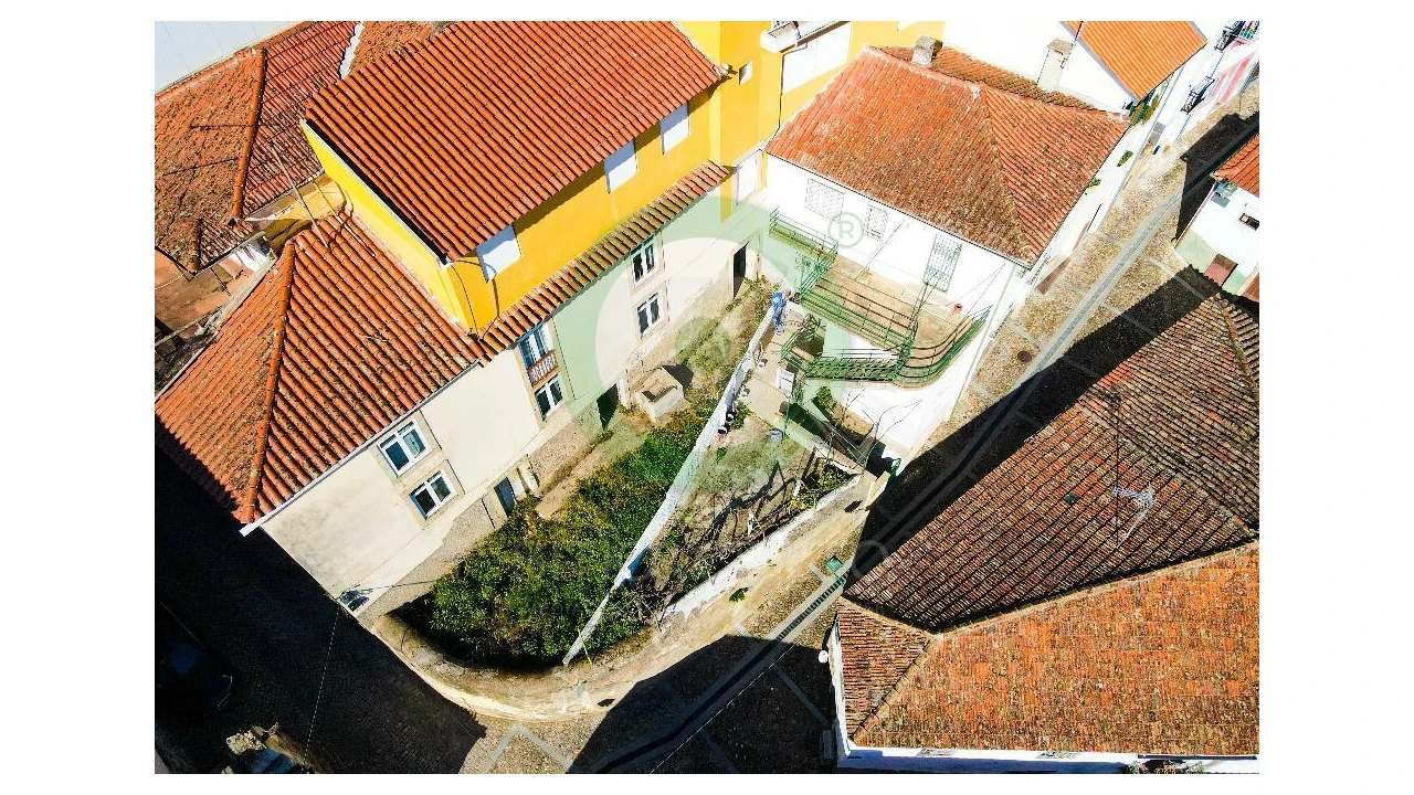 Moradia T0 para Venda em Mirandela Foto 5