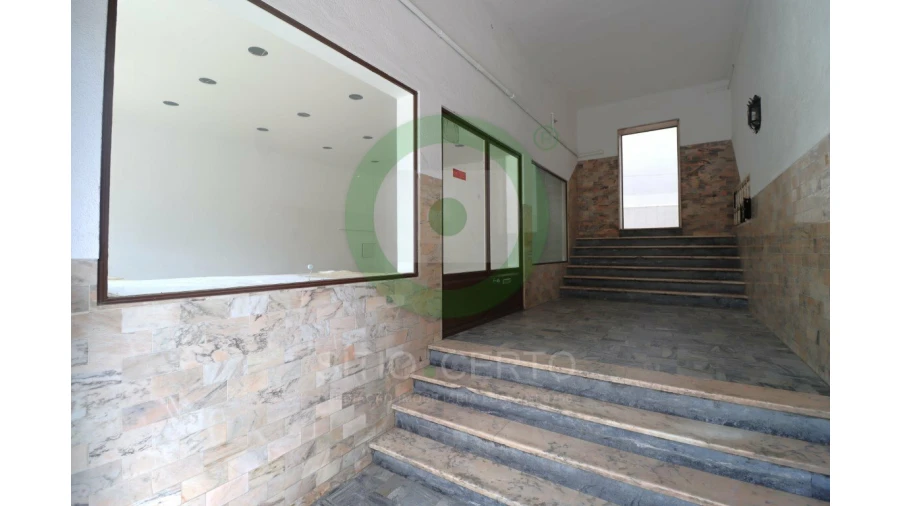 Loja para Venda em Valpaços e Sanfins Foto 3