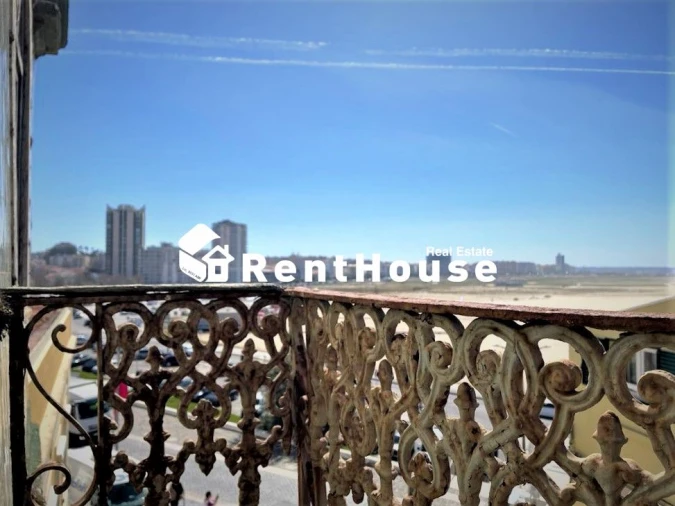 Moradia T7 para Venda em Alhadas Foto 1