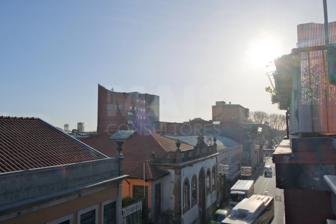Apartamento T3 para Venda em Paranhos Foto 5
