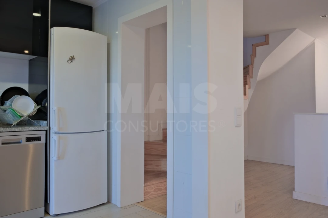 Apartamento T3 para Venda em Paranhos Foto 9