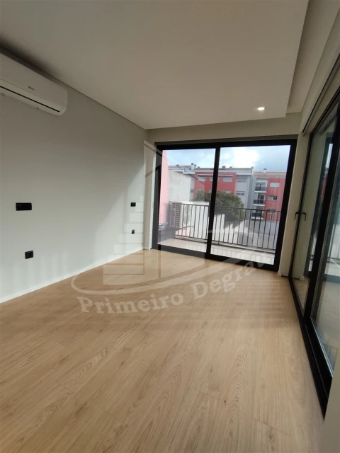 Apartamento T3 para Venda em São Vicente (Braga)
