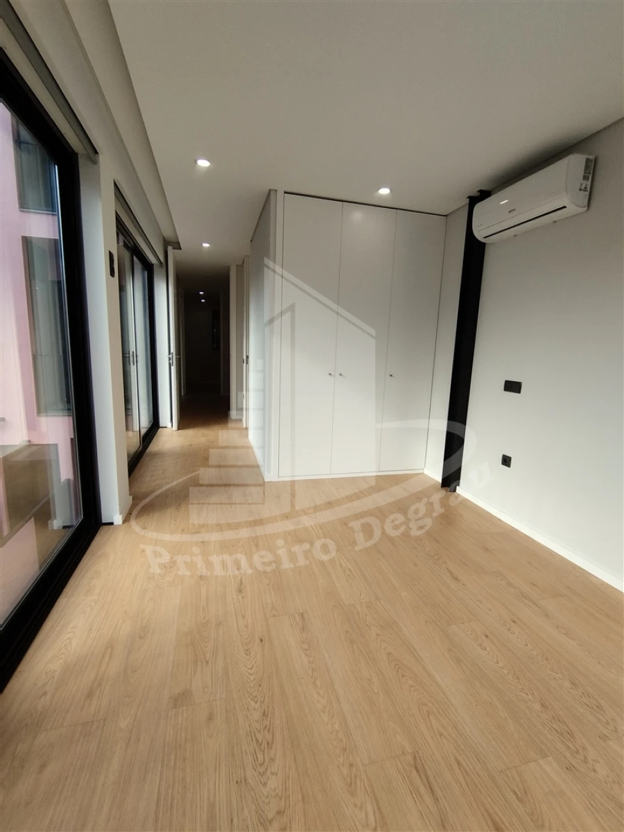 Apartamento T3 para Venda em São Vicente (Braga) Foto 9