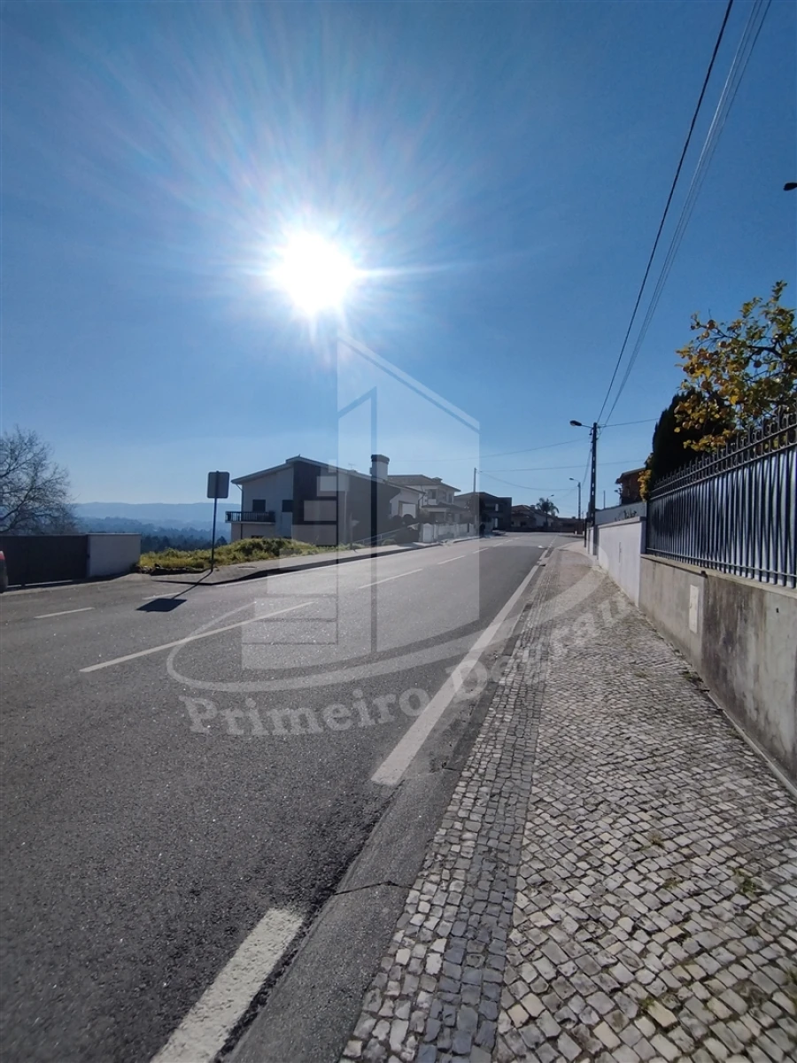 Terreno para Venda em Vila Verde e Barbudo Foto 5