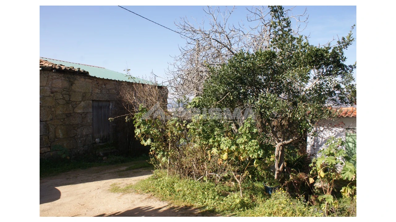 Quinta T3 para Venda em Ferro Foto 2