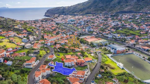 Terreno para Venda em Machico