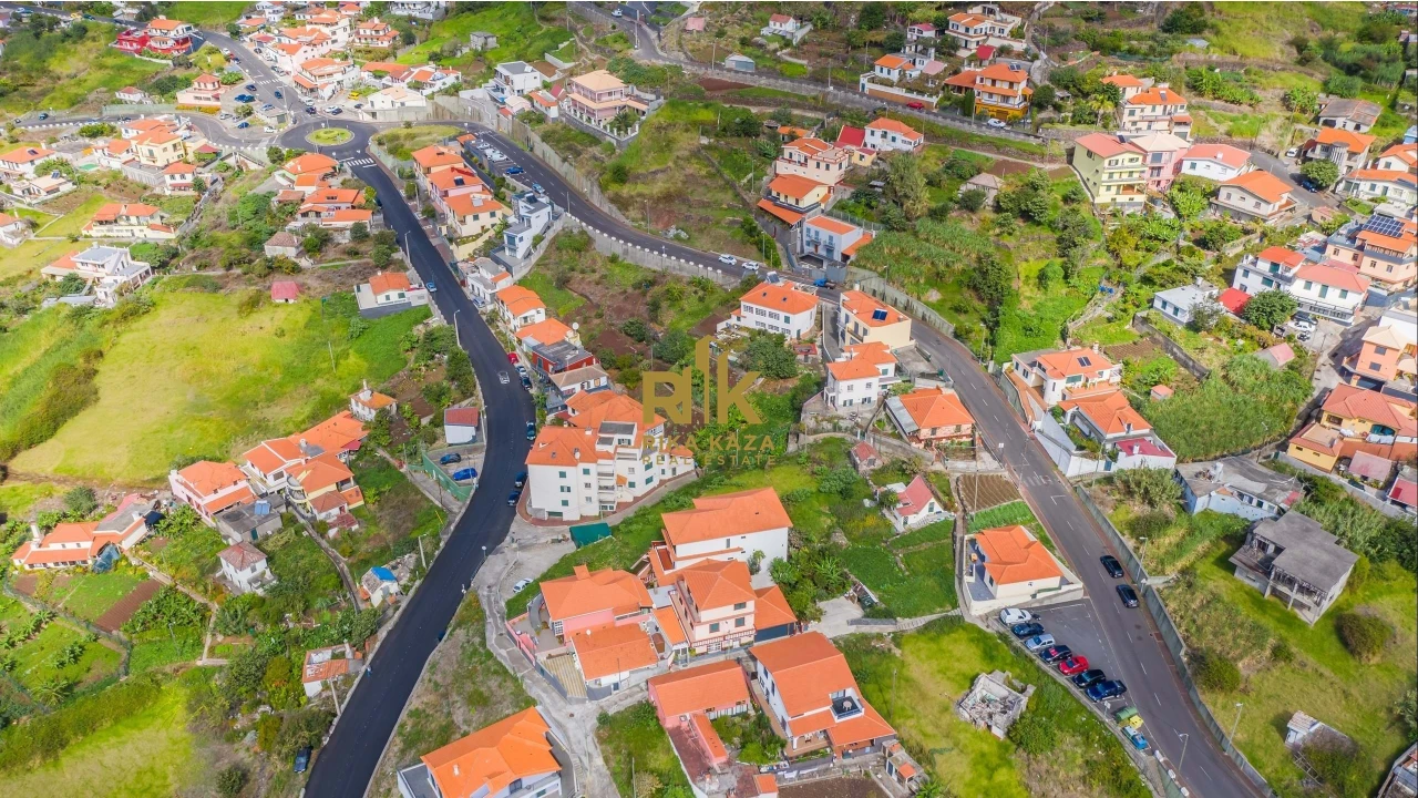 Terreno para Venda em Machico Foto 12