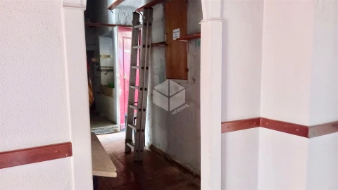 Loja para Venda em Buarcos