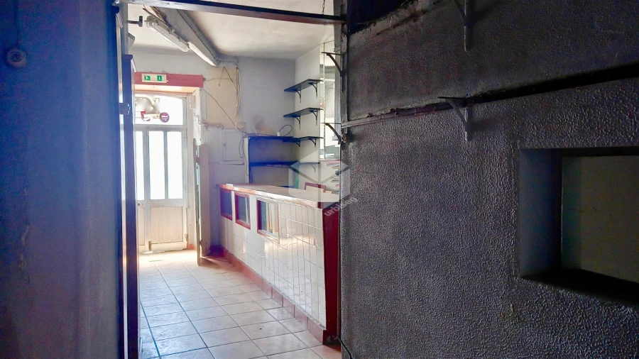 Loja para Venda em Buarcos Foto 2