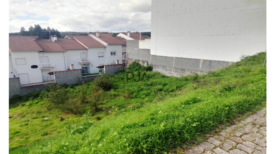 Terreno para Venda em Mundão