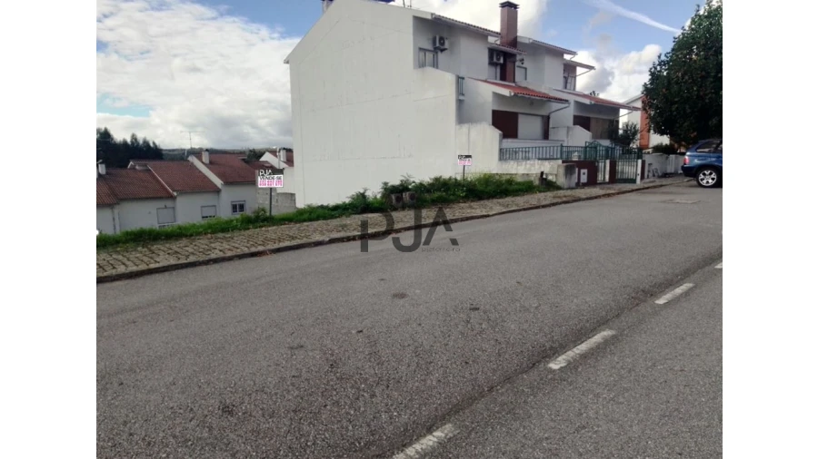 Terreno para Venda em Mundão Foto 2