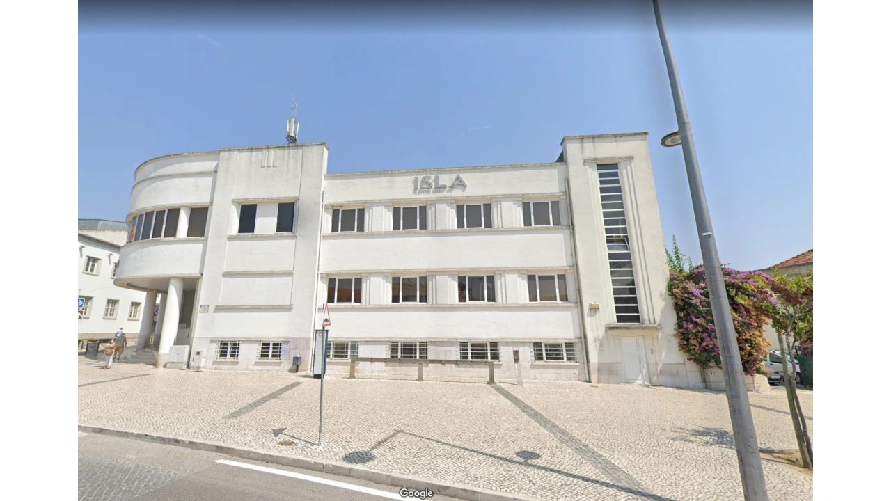 Prédio para Venda em Marvila, Ribeira Santarém, São Salvador, São Nicolau Foto 1