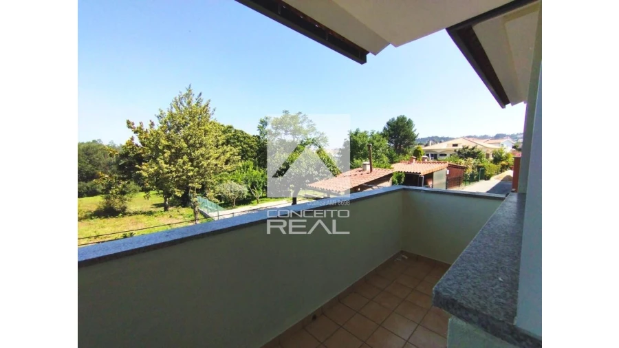 Moradia T3 para Venda em Branca Foto 18