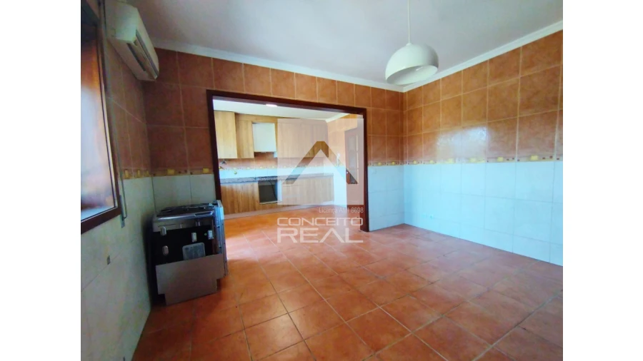 Moradia T3 para Venda em Branca Foto 7