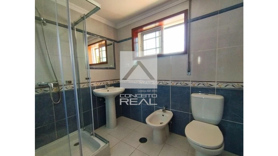 Moradia T3 para Venda em Branca Foto 25